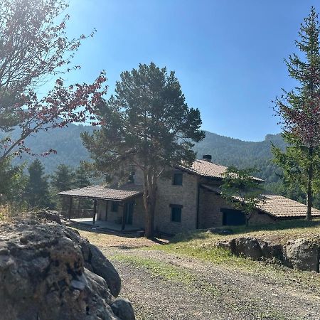 Villa Cal Manubens Castellar del Riu Exterior foto