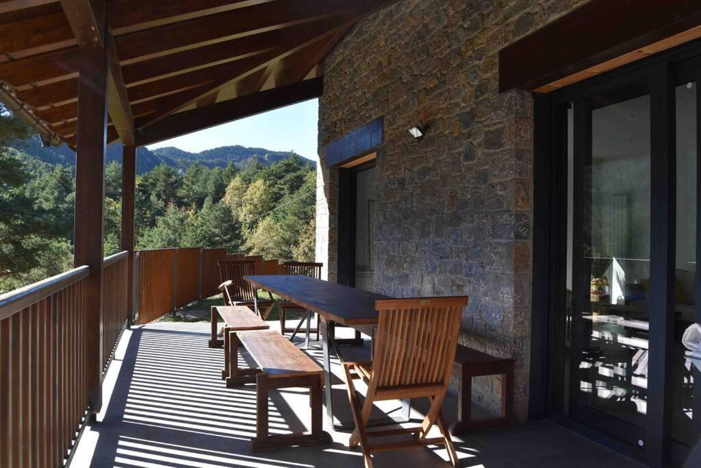 Villa Cal Manubens Castellar del Riu Exterior foto